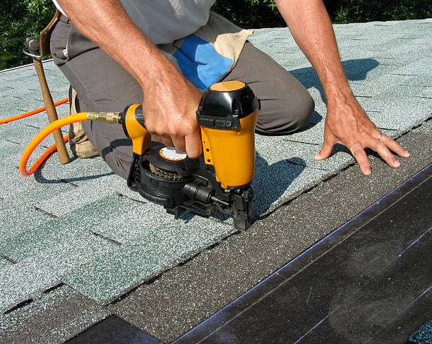Best Local Roofing Companies  in Iowa City, IA